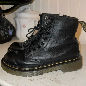 Kids Dr Martens black side zip boots size 12