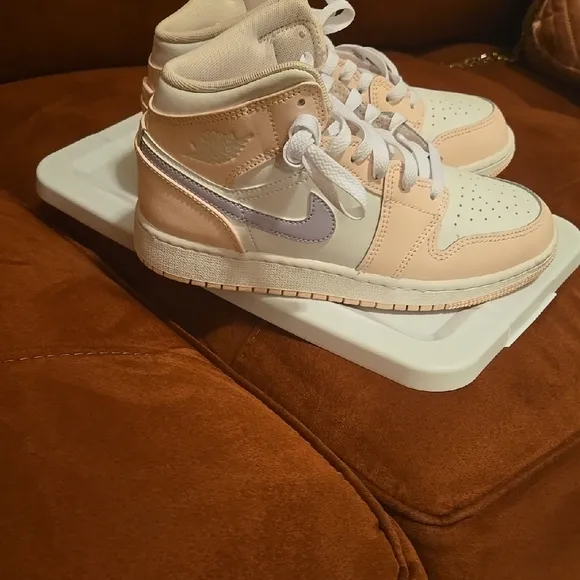 Kids Sneakers in White and Purple