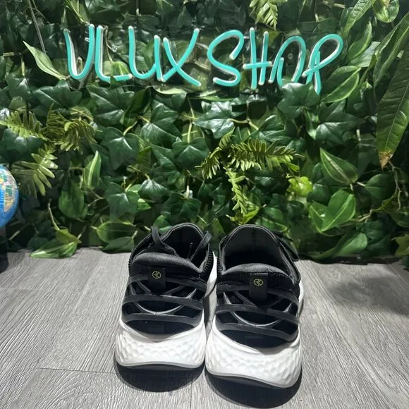 Kizik Athens Black White Knit Slip On Handsfree Shoes Lace Up Womens Size 9
