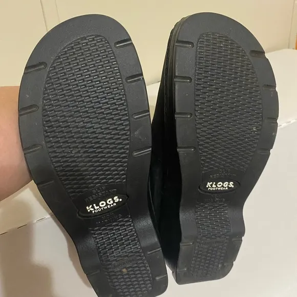 Klogs Footwear Men's Black Slip-On Shoes
