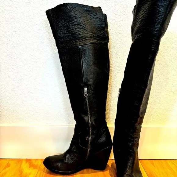 🍂Kork-Ease Adrianne black leather high knee fold over wedge boots - size 8/39​​