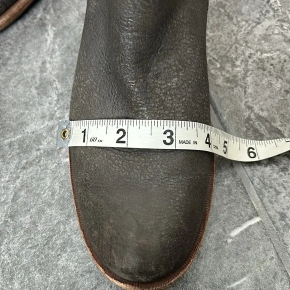 Kork Ease Gray Leather Ankle Boots Size 7.5