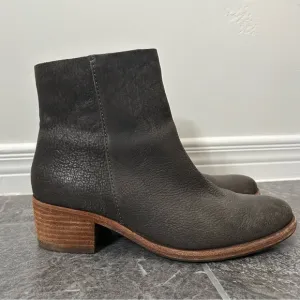 Kork Ease Gray Leather Ankle Boots Size 7.5