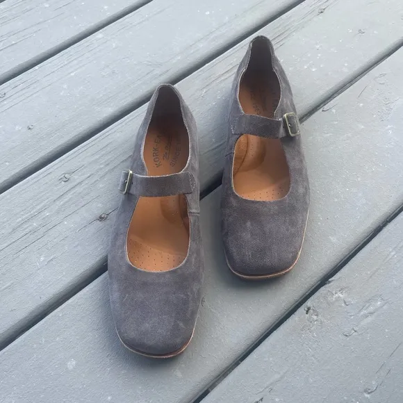 Kork-Ease Grey Suede Mary Jane Flats Women’s Size 6.5 – Comfort Cushioned Sole