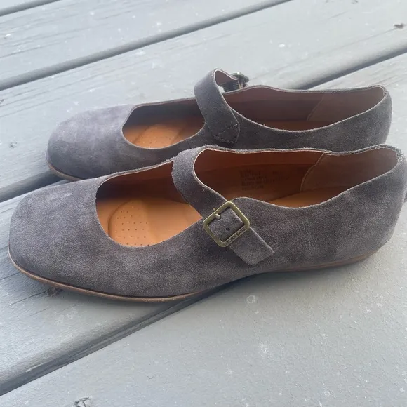 Kork-Ease Grey Suede Mary Jane Flats Women’s Size 6.5 – Comfort Cushioned Sole