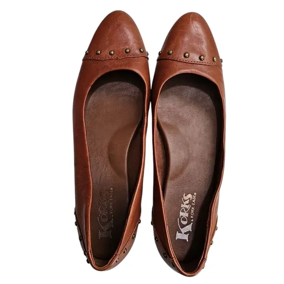 Kork-Ease Size 10 Brown Studded Women's Flats Preppy Classic Western Academic