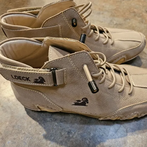 L DECK Tan Boat Shoes with Suede Finish and Durable Sole MEN or Womens