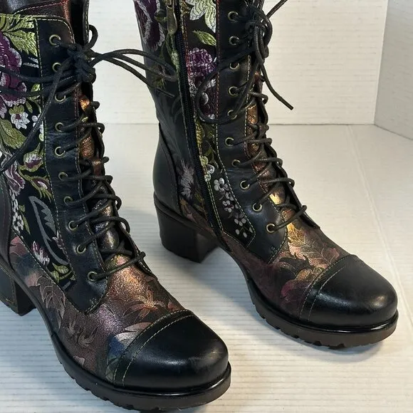 LADIES SIZE 8.5 LEATHER BOOTS
