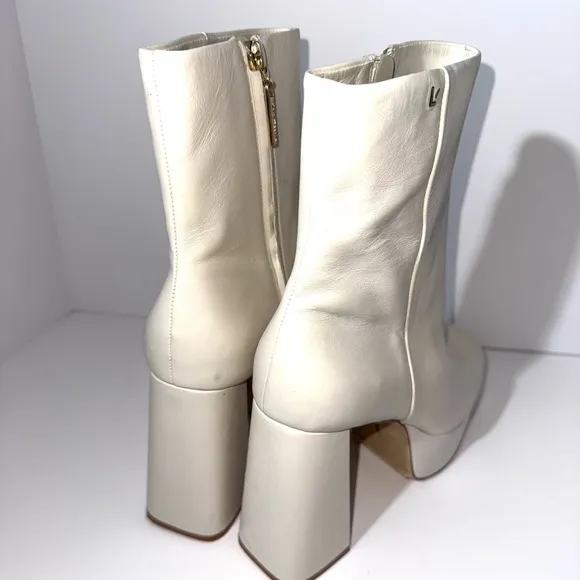 Larroudé Dolly Leather Platform Boots In Ivory