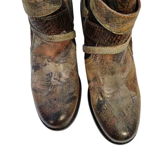 L'Artiste Spring Step Shazzam green/brown leather side zip boots. Size 40(9).