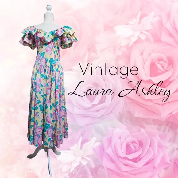 Laura Ashley Signature Print Vintage Early 1980's Batsheva romantic Dres…