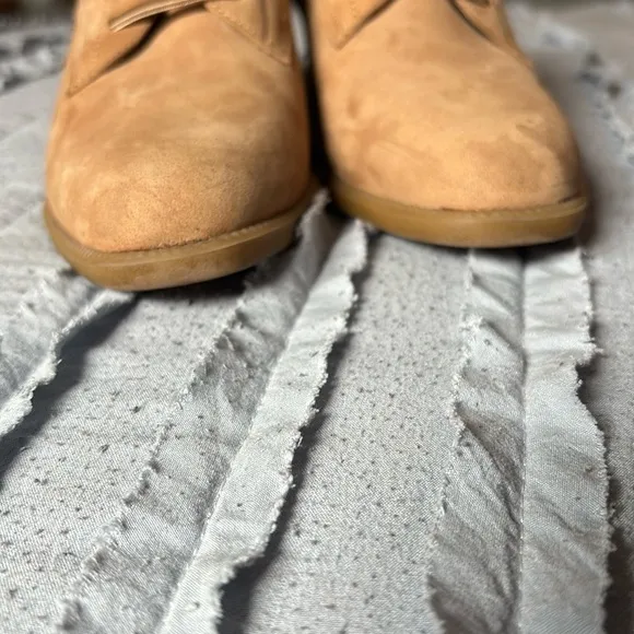 LAURA SCOTT BROWN SUEDE SHOES SIZE 5.5
