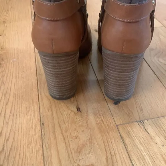Lauren Ralph Lauren camel/brown leather Dylan boots Size 5.5