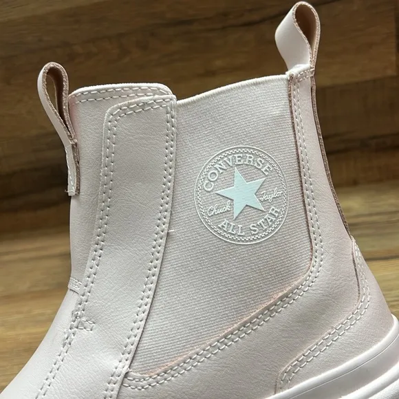 LEATHER CONVERSE BOOTS 🥾