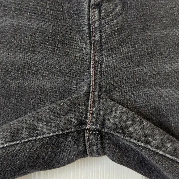 Levi's Y2K 545 Classic Low Rise Slim Fit Ankle Boot Cut Jeans Faded Black 8