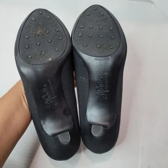 LifeStride Parigi Round Toe Pumps in Black Size 10 W