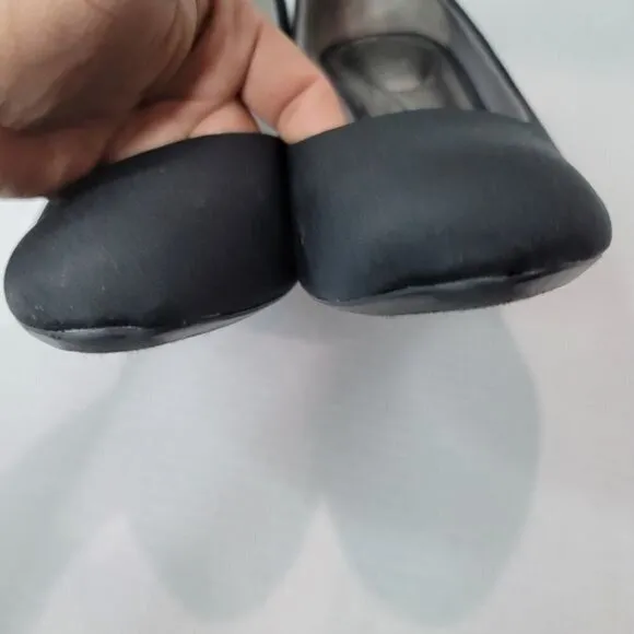 LifeStride Parigi Round Toe Pumps in Black Size 10 W