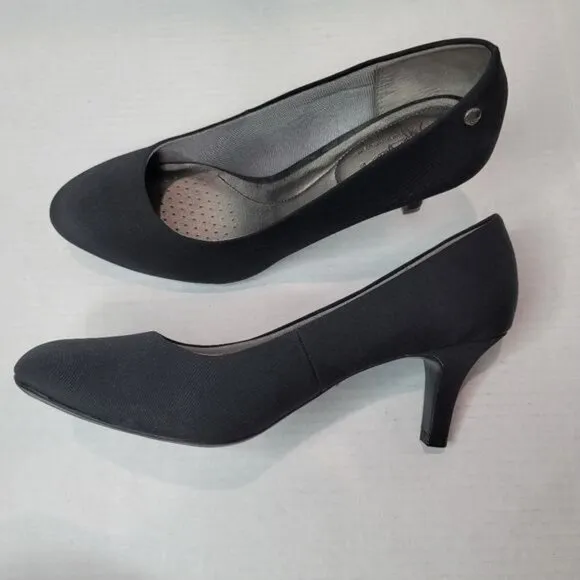 LifeStride Parigi Round Toe Pumps in Black Size 10 W