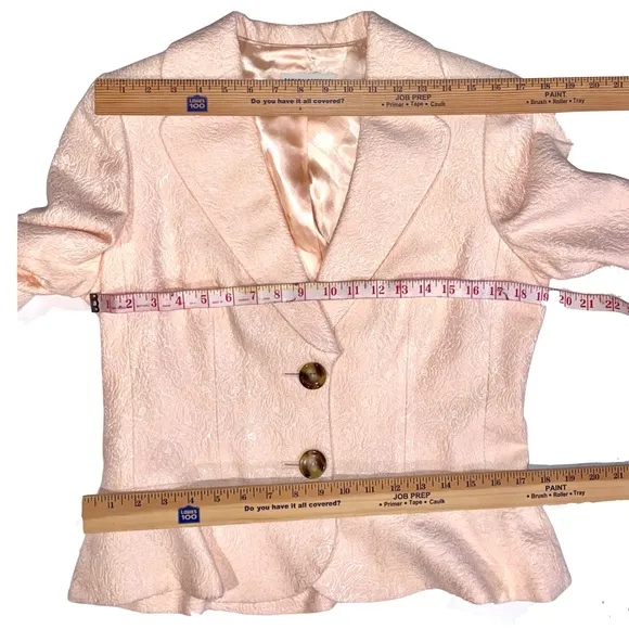 LIKE NEW — Banana Republic Pale Pink Cropped Blazer Office Barbiecore Size 12