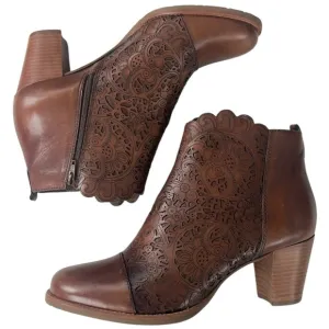 Like New Brighton Leather Glory Heeled Ankle Boots Brown Size 10 Retail $325.00