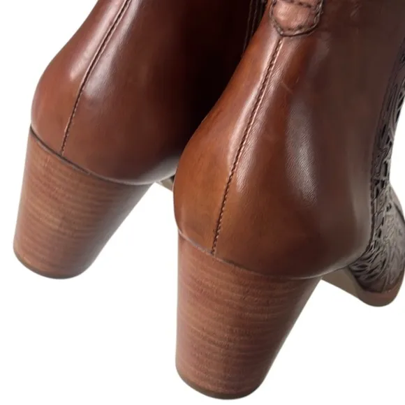 Like New Brighton Leather Glory Heeled Ankle Boots Brown Size 10 Retail $325.00