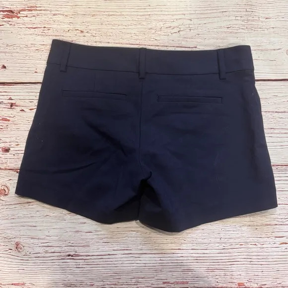 Lilly Pulitzer Joette Stretch Dinner Shorts in Midnight Navy Sz 2