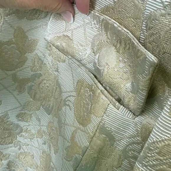 LILY &amp; TAYLOR Brocade Skirt Suit Gold Metallic Jacquard Crystal Detail Size 12
