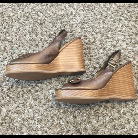 Linea Paolo Juanita Wedges