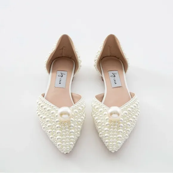 Ling Chan All Over Pearl Embellishment Ivory Pointed Toe Bridal Flats Sz 38/7.5