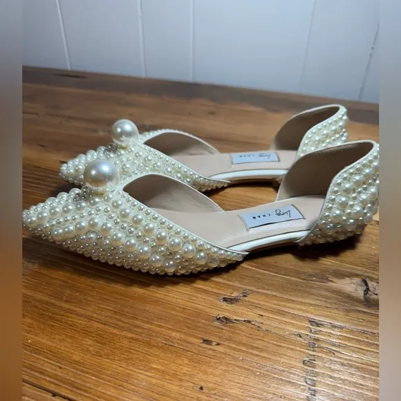 Ling Chan All Over Pearl Embellishment Ivory Pointed Toe Bridal Flats Sz 38/7.5