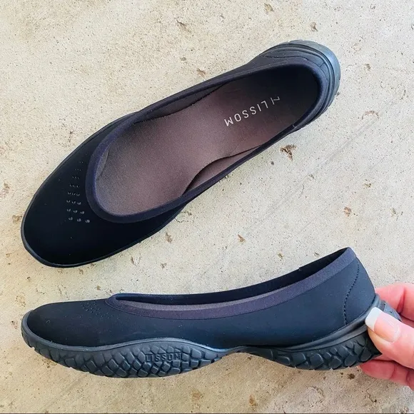 LISSOM | Flyte Black with Black Soles Slip-On Comfort Ballet Flats 7