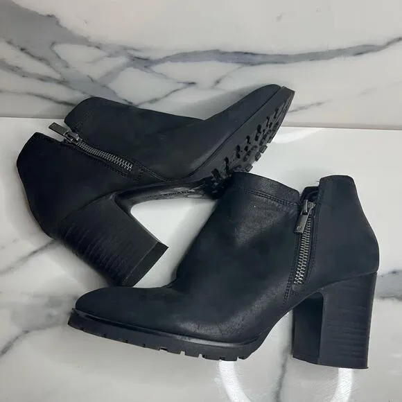 Lucky Brand | Women's Black Suede Lug Sole Side Zip Platform Noryn Boots Sz 7.5