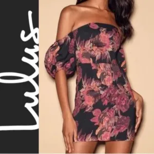 Lulu’s Floral Dress Off the shoulder puff sleeve. Size Medium