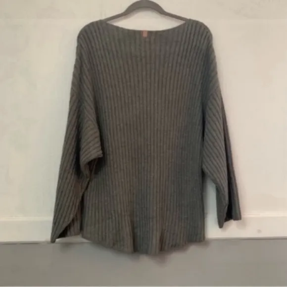 Lunya Sweater Cozy Pima Alpaca Ribbed in Charcoal Grey