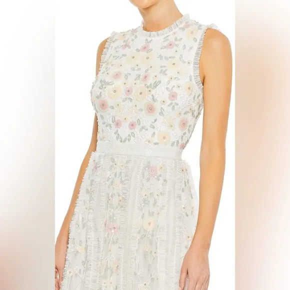 Mac Duggal 9137 Women’s Floral Embroidered A-line Dress, size 6