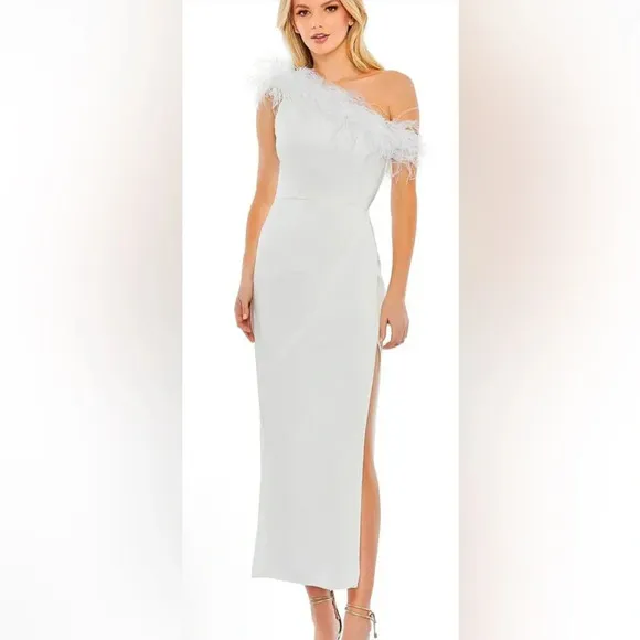 Mac Duggal A68147 - Feathered One-Shoulder Dress NWT