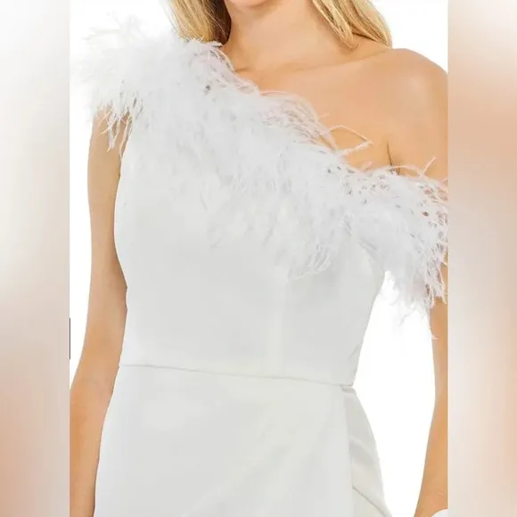 Mac Duggal A68147 - Feathered One-Shoulder Dress NWT