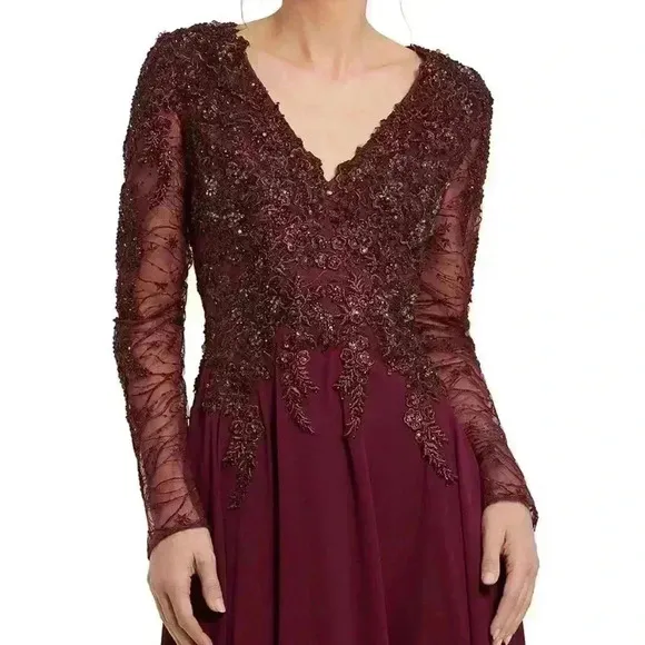 Mac Duggal Embellished Floral Lace V-Neck Illusion Long Sleeve Gown Size 14