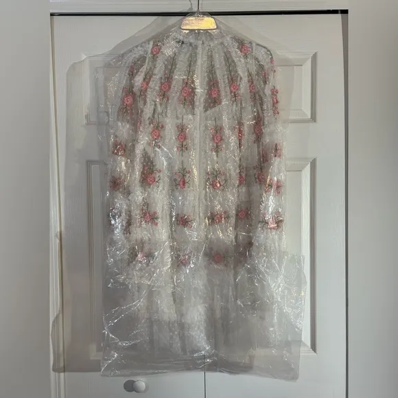 Mac Duggal Embroidered Long Flair Sleeve Mesh A-line Dress NWT