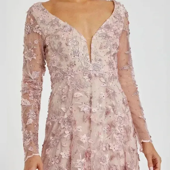MAC DUGGAL Light Pink Floral Applique Long Sleeve Illusion Gown Style 70224 NWT