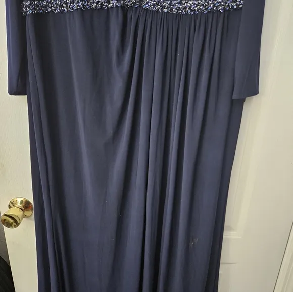 Mac Duggal Midnight Blue Beaded Belt Jersey Faux Wrap Long Sleeve Gown SZ 22W