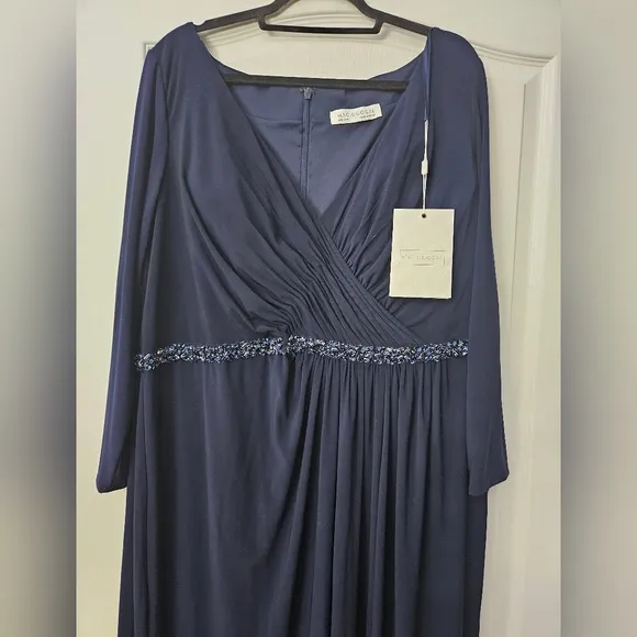 Mac Duggal Midnight Blue Beaded Belt Jersey Faux Wrap Long Sleeve Gown SZ 22W