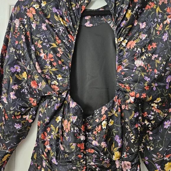Mac Duggal Ruched Floral High Neck Long Sleeve Open Back Mini | Sample | Sz. XS