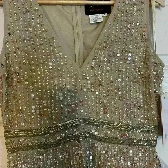 Mac Duggal Sequined Sleeveless V Neck MIDI Sheath Dress NWT Style 93606