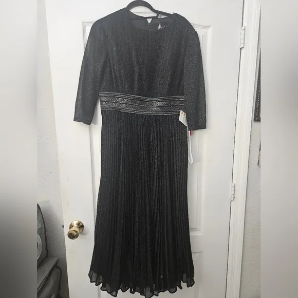 Mac Duggal Shimmering 3/4 Sleeve A-Line Midi Dress SZ 10 NEW 30570