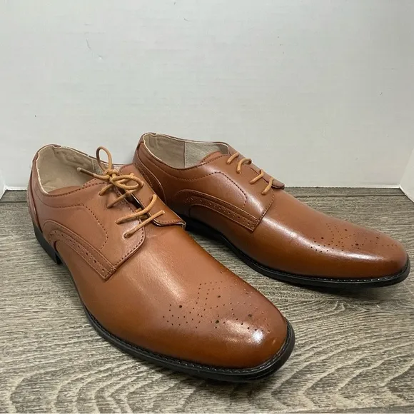 Majestic Collection Men's Brown Oxford  Dress Shoes size 10. NWOT. Leather.