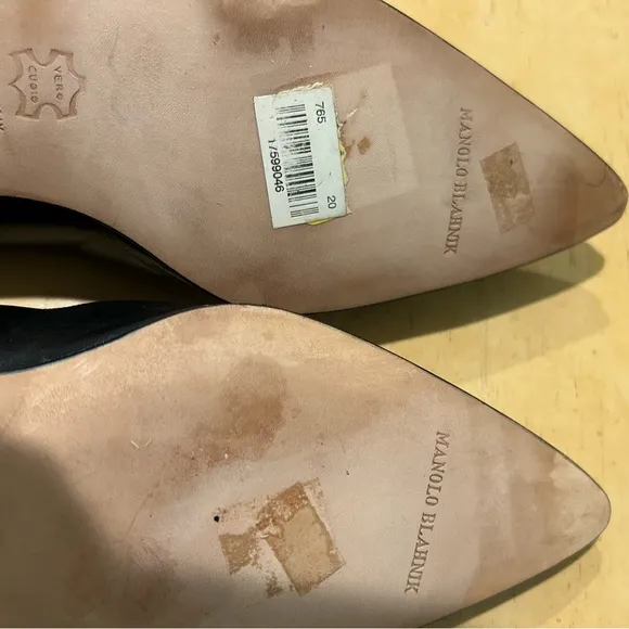 Manola Blahnik black leather women’s flats size 38 eu style# 17599046