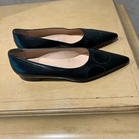 Manola Blahnik black leather women’s flats size 38 eu style# 17599046
