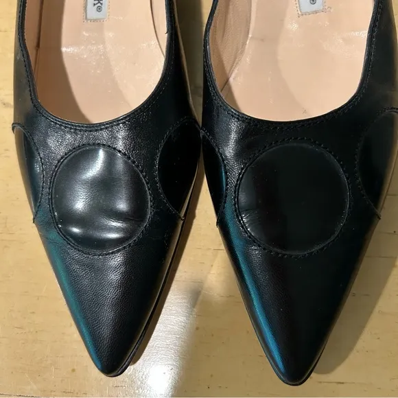 Manola Blahnik black leather women’s flats size 38 eu style# 17599046