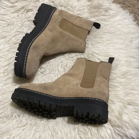 Marc Fisher Shoes Marc Fisher Pirro Chelsea Tan Boots‎ Lugsole Women’s Size 7.5